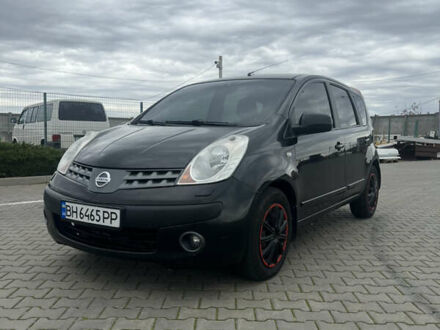 Черный Ниссан Ноут, объемом двигателя 1.6 л и пробегом 191 тыс. км за 5200 $, фото 1 на Automoto.ua