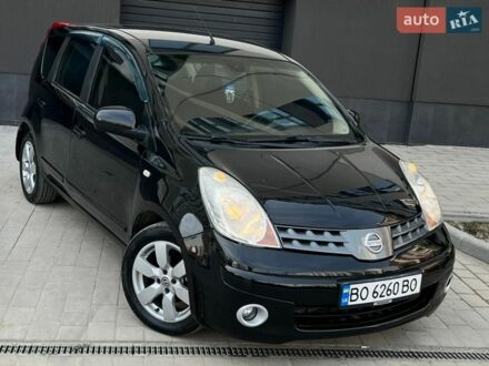 Черный Ниссан Ноут, объемом двигателя 1.6 л и пробегом 140 тыс. км за 4600 $, фото 1 на Automoto.ua