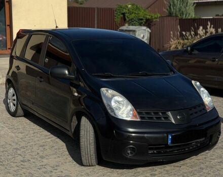 Чорний Ніссан Ноут, об'ємом двигуна 0 л та пробігом 204 тис. км за 3850 $, фото 1 на Automoto.ua