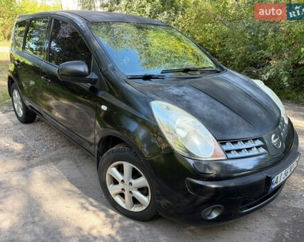 Чорний Ніссан Ноут, об'ємом двигуна 1.6 л та пробігом 300 тис. км за 3000 $, фото 1 на Automoto.ua