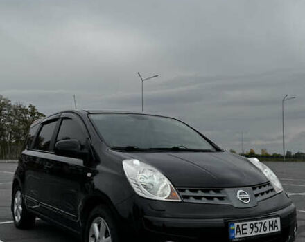 Черный Ниссан Ноут, объемом двигателя 1.6 л и пробегом 155 тыс. км за 5900 $, фото 1 на Automoto.ua