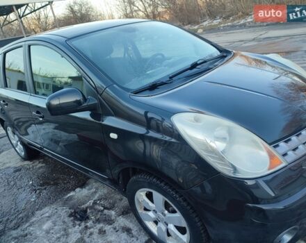 Черный Ниссан Ноут, объемом двигателя 1.6 л и пробегом 216 тыс. км за 5700 $, фото 1 на Automoto.ua