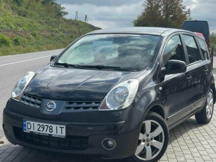 Чорний Ніссан Ноут, об'ємом двигуна 1.6 л та пробігом 170 тис. км за 6800 $, фото 1 на Automoto.ua