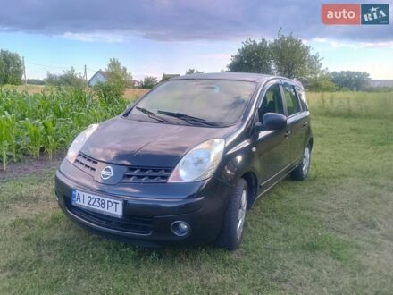 Черный Ниссан Ноут, объемом двигателя 1.4 л и пробегом 191 тыс. км за 4350 $, фото 1 на Automoto.ua