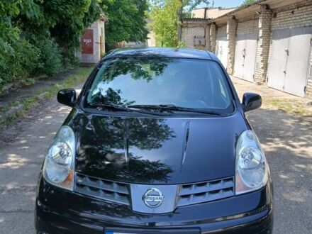 Ніссан Ноут 2008 у Калуше на Automoto.ua Чорний Ніссан Ноут, об'ємом двигуна 1.6 л та пробігом 208 тис. км за 5250 $, фото 1 на Automoto.ua