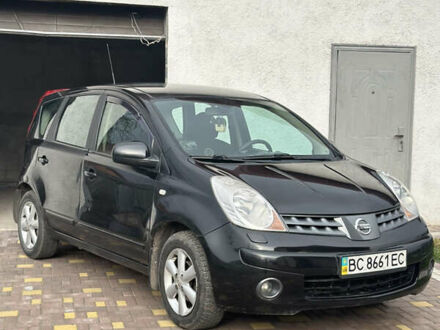 Черный Ниссан Ноут, объемом двигателя 1.6 л и пробегом 120 тыс. км за 5900 $, фото 1 на Automoto.ua