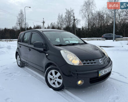 Черный Ниссан Ноут, объемом двигателя 1.6 л и пробегом 120 тыс. км за 5950 $, фото 1 на Automoto.ua