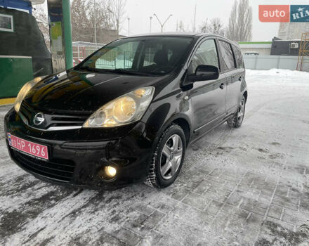 Черный Ниссан Ноут, объемом двигателя 1.4 л и пробегом 240 тыс. км за 5600 $, фото 1 на Automoto.ua