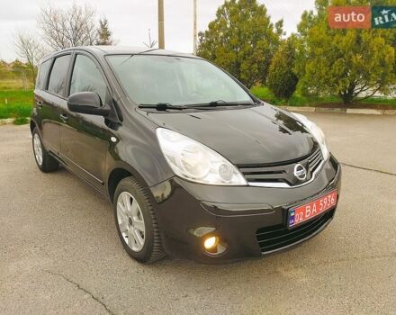 Черный Ниссан Ноут, объемом двигателя 1.6 л и пробегом 161 тыс. км за 8990 $, фото 1 на Automoto.ua