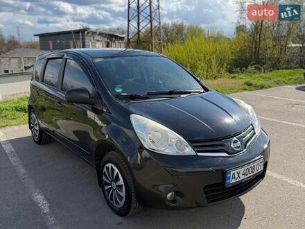 Черный Ниссан Ноут, объемом двигателя 1.5 л и пробегом 300 тыс. км за 5200 $, фото 1 на Automoto.ua