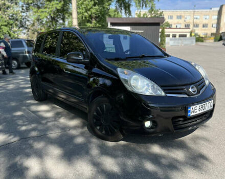 Черный Ниссан Ноут, объемом двигателя 1.6 л и пробегом 270 тыс. км за 6700 $, фото 1 на Automoto.ua