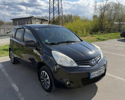 Чорний Ніссан Ноут, об'ємом двигуна 1.5 л та пробігом 300 тис. км за 5200 $, фото 1 на Automoto.ua
