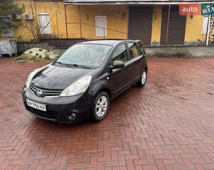 Черный Ниссан Ноут, объемом двигателя 1.6 л и пробегом 237 тыс. км за 7700 $, фото 1 на Automoto.ua