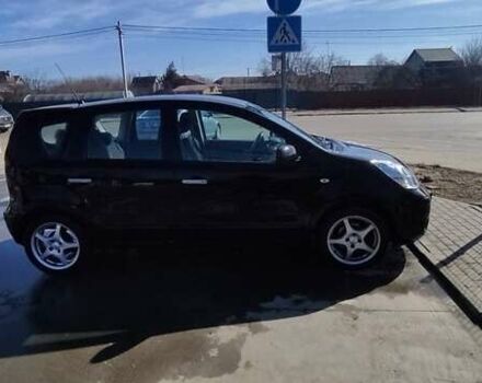 Черный Ниссан Ноут, объемом двигателя 1.4 л и пробегом 265 тыс. км за 6300 $, фото 1 на Automoto.ua