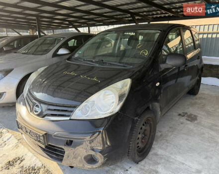 Чорний Ніссан Ноут, об'ємом двигуна 1.39 л та пробігом 200 тис. км за 3999 $, фото 1 на Automoto.ua