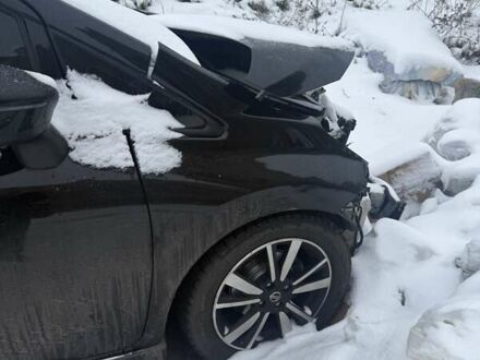 Черный Ниссан Ноут, объемом двигателя 1.6 л и пробегом 140 тыс. км за 3000 $, фото 1 на Automoto.ua