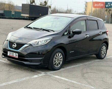 Черный Ниссан Ноут, объемом двигателя 1.2 л и пробегом 39 тыс. км за 10950 $, фото 1 на Automoto.ua