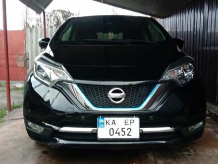 Черный Ниссан Ноут, объемом двигателя 1.2 л и пробегом 33 тыс. км за 10500 $, фото 1 на Automoto.ua
