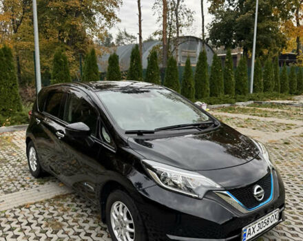 Чорний Ніссан Ноут, об'ємом двигуна 1.2 л та пробігом 59 тис. км за 12100 $, фото 1 на Automoto.ua