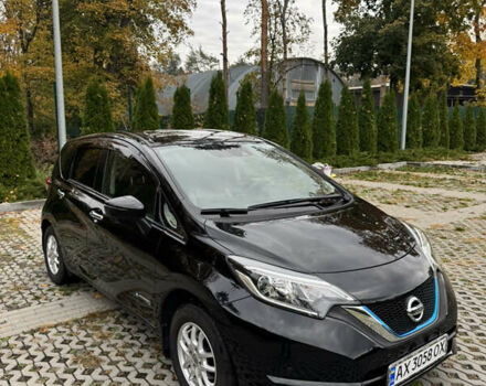 Черный Ниссан Ноут, объемом двигателя 1.2 л и пробегом 57 тыс. км за 12200 $, фото 1 на Automoto.ua