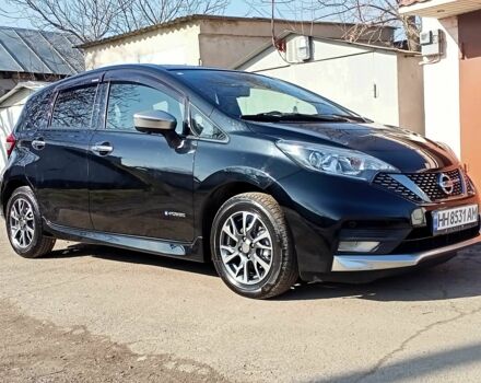 Чорний Ніссан Ноут, об'ємом двигуна 1.2 л та пробігом 47 тис. км за 14900 $, фото 1 на Automoto.ua