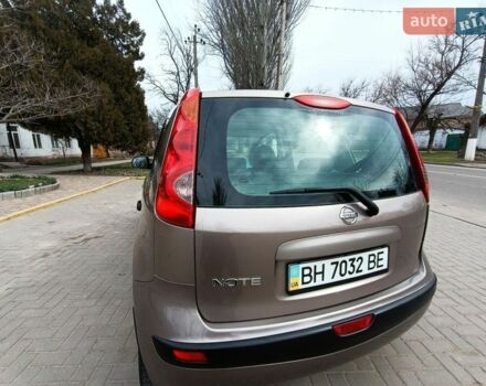 Коричневий Ніссан Ноут, об'ємом двигуна 1.6 л та пробігом 139 тис. км за 6000 $, фото 4 на Automoto.ua