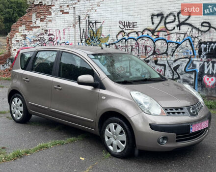 Коричневый Ниссан Ноут, объемом двигателя 1.6 л и пробегом 207 тыс. км за 5699 $, фото 3 на Automoto.ua