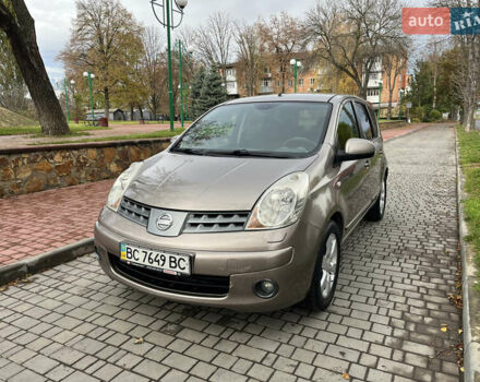 Коричневий Ніссан Ноут, об'ємом двигуна 1.6 л та пробігом 196 тис. км за 6150 $, фото 4 на Automoto.ua