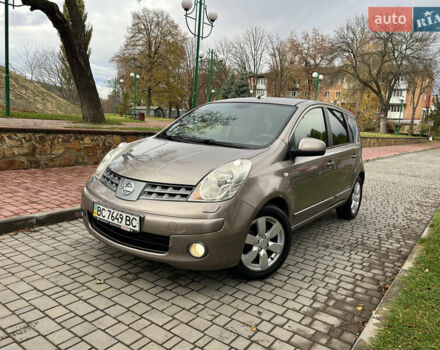 Коричневий Ніссан Ноут, об'ємом двигуна 1.6 л та пробігом 196 тис. км за 6150 $, фото 1 на Automoto.ua