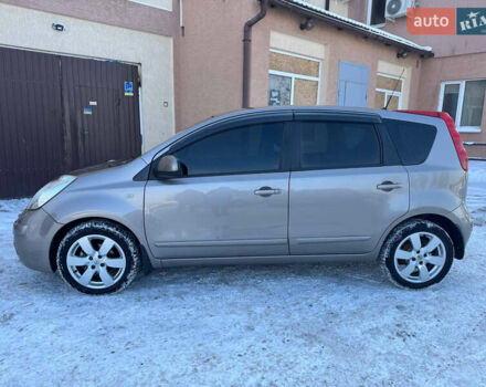 Коричневий Ніссан Ноут, об'ємом двигуна 1.6 л та пробігом 175 тис. км за 6500 $, фото 3 на Automoto.ua