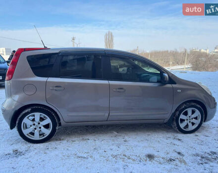 Коричневий Ніссан Ноут, об'ємом двигуна 1.6 л та пробігом 175 тис. км за 6500 $, фото 2 на Automoto.ua