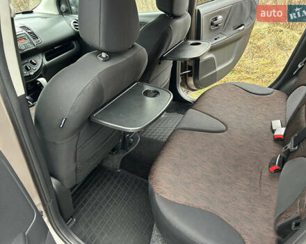 Коричневий Ніссан Ноут, об'ємом двигуна 1.58 л та пробігом 236 тис. км за 6500 $, фото 15 на Automoto.ua