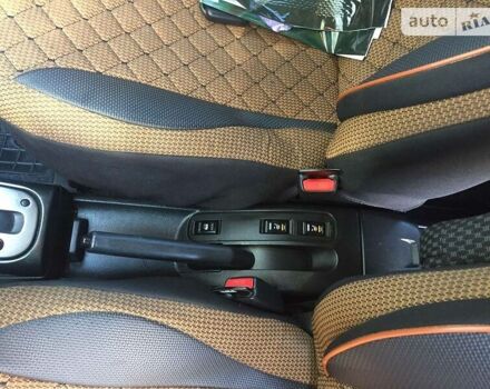 Коричневий Ніссан Ноут, об'ємом двигуна 1.6 л та пробігом 223 тис. км за 5300 $, фото 3 на Automoto.ua