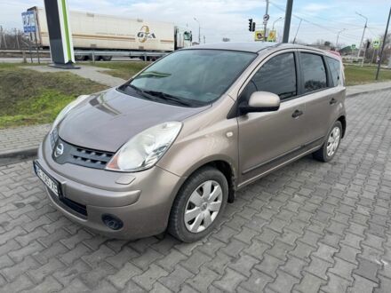 Коричневый Ниссан Ноут, объемом двигателя 1.6 л и пробегом 232 тыс. км за 5300 $, фото 1 на Automoto.ua