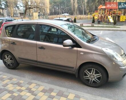 Коричневый Ниссан Ноут, объемом двигателя 1.6 л и пробегом 206 тыс. км за 6499 $, фото 1 на Automoto.ua