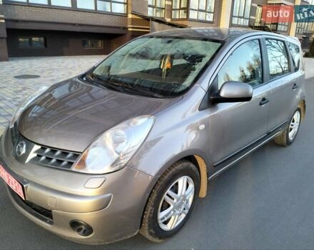 Коричневий Ніссан Ноут, об'ємом двигуна 1.6 л та пробігом 206 тис. км за 6499 $, фото 1 на Automoto.ua