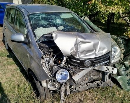Коричневий Ніссан Ноут, об'ємом двигуна 0 л та пробігом 195 тис. км за 2000 $, фото 1 на Automoto.ua