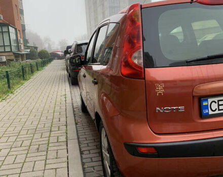 Красный Ниссан Ноут, объемом двигателя 1.6 л и пробегом 235 тыс. км за 5200 $, фото 4 на Automoto.ua