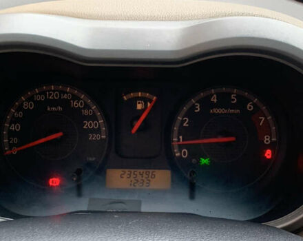 Красный Ниссан Ноут, объемом двигателя 1.6 л и пробегом 235 тыс. км за 5200 $, фото 7 на Automoto.ua