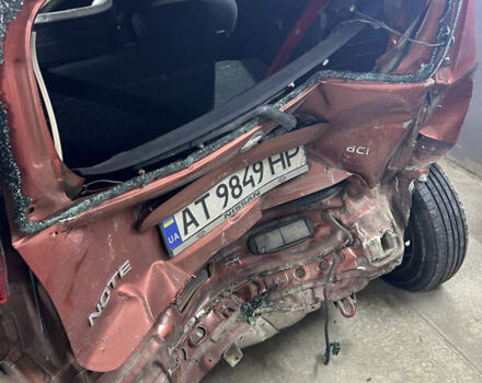 Красный Ниссан Ноут, объемом двигателя 1.46 л и пробегом 210 тыс. км за 1400 $, фото 7 на Automoto.ua