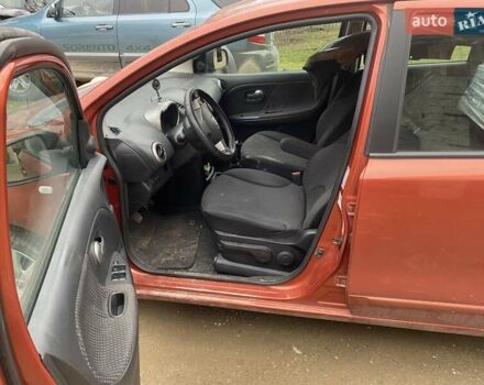 Червоний Ніссан Ноут, об'ємом двигуна 1.46 л та пробігом 230 тис. км за 2350 $, фото 6 на Automoto.ua