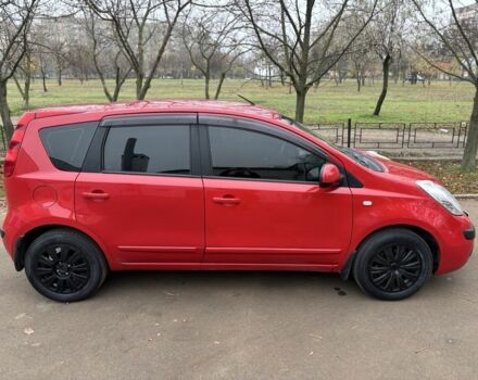 Красный Ниссан Ноут, объемом двигателя 1.6 л и пробегом 240 тыс. км за 4750 $, фото 5 на Automoto.ua