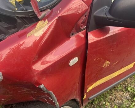 Ниссан Ноут 2007 в Виннице на Automoto.ua Красный Ниссан Ноут, объемом двигателя 1.4 л и пробегом 120 тыс. км за 2000 $, фото 22 на Automoto.ua