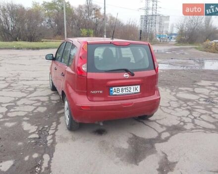 Красный Ниссан Ноут, объемом двигателя 1.39 л и пробегом 119 тыс. км за 3500 $, фото 2 на Automoto.ua