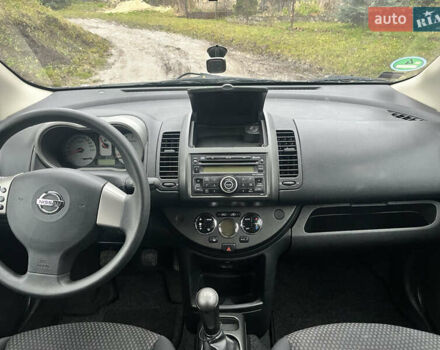 Красный Ниссан Ноут, объемом двигателя 1.6 л и пробегом 223 тыс. км за 5350 $, фото 28 на Automoto.ua