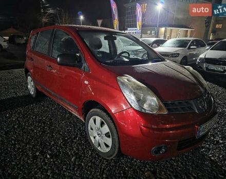 Красный Ниссан Ноут, объемом двигателя 1.4 л и пробегом 120 тыс. км за 4400 $, фото 4 на Automoto.ua