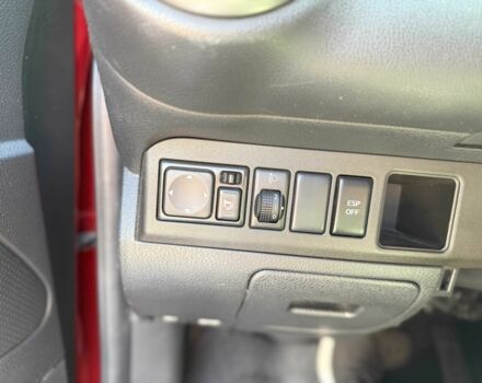 Красный Ниссан Ноут, объемом двигателя 1.6 л и пробегом 160 тыс. км за 5884 $, фото 7 на Automoto.ua