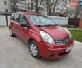 Красный Ниссан Ноут, объемом двигателя 1.4 л и пробегом 120 тыс. км за 2999 $, фото 1 на Automoto.ua
