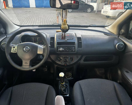 Червоний Ніссан Ноут, об'ємом двигуна 1.39 л та пробігом 320 тис. км за 3600 $, фото 8 на Automoto.ua