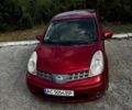 Красный Ниссан Ноут, объемом двигателя 1.4 л и пробегом 300 тыс. км за 4753 $, фото 1 на Automoto.ua